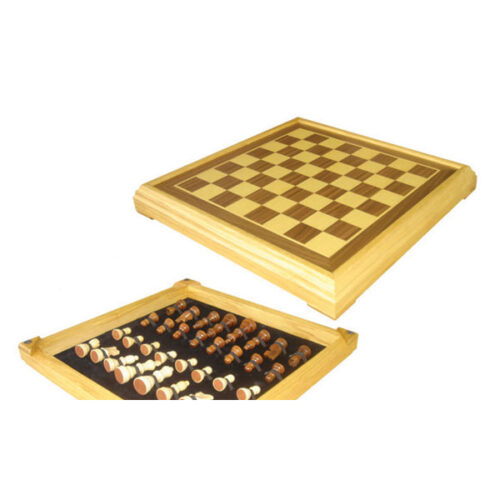 Wooden chess set 39.6 x 39.6 x 5 cm